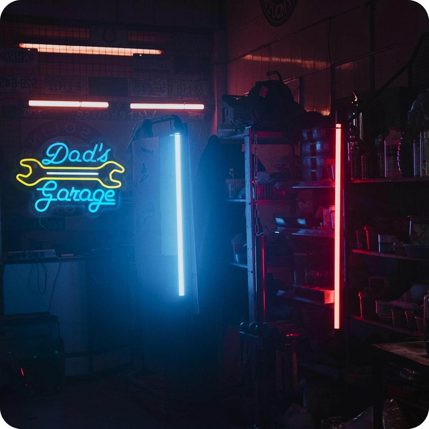 Dad's Garage Neon Sign