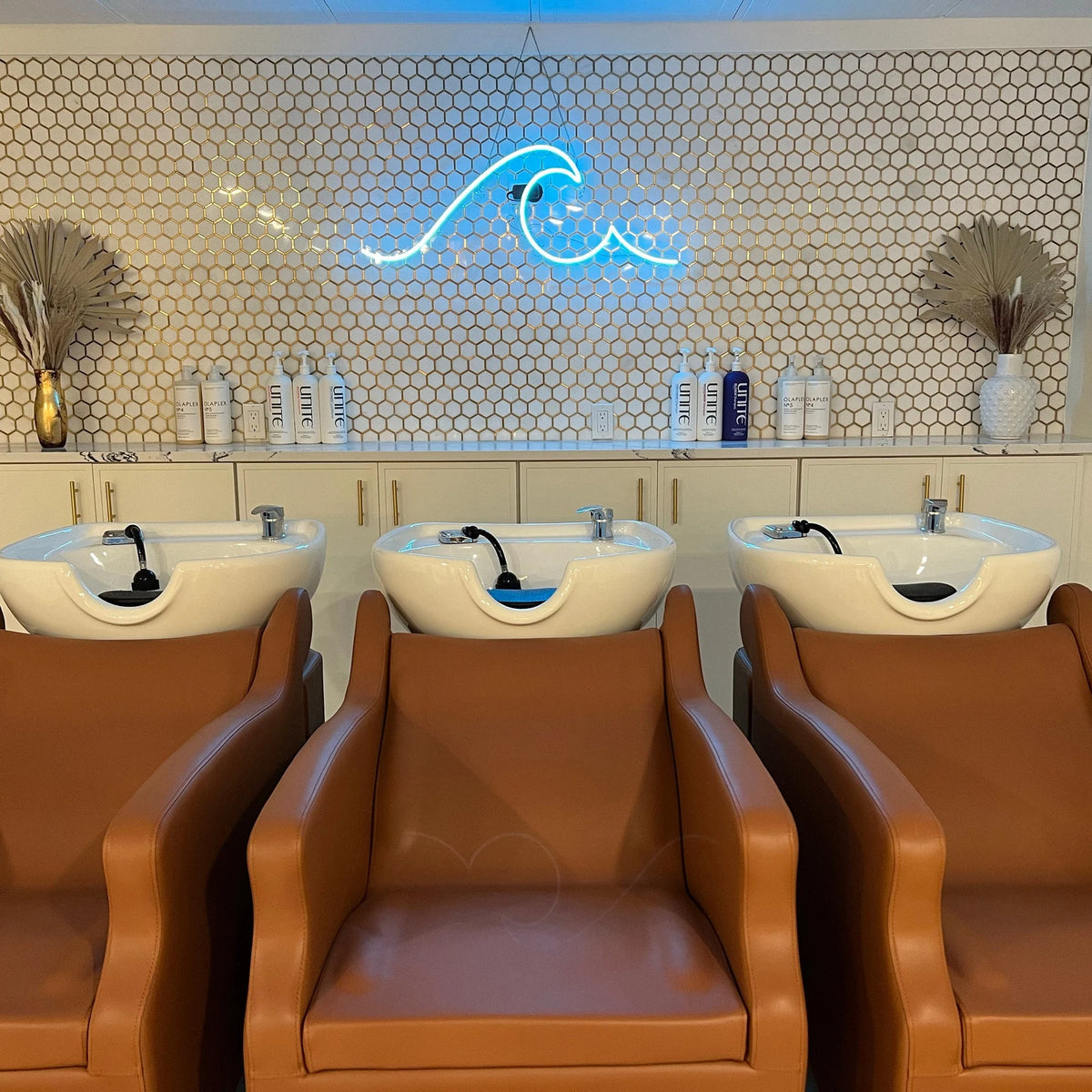 "Sea Wave" Neon Sign