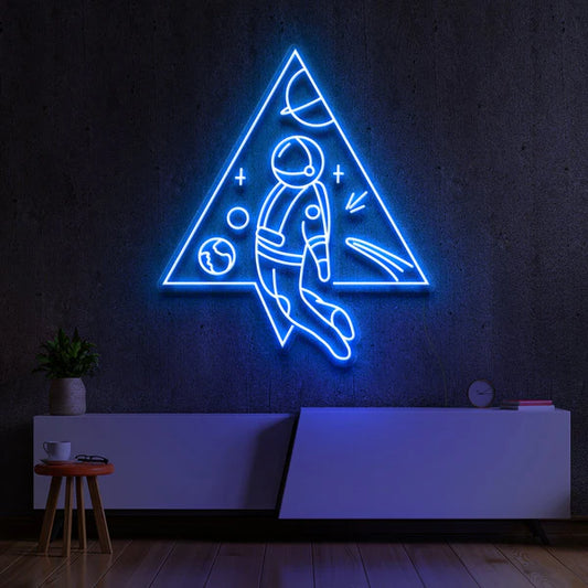 Spaceman Triangle